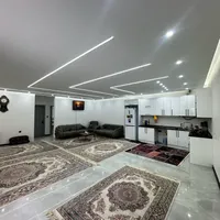 500مترباغ ویلا/بهر اصلی جاده/۱۳۰متربنا/استخرچهارفص|فروش خانه و ویلا|شهریار, |دیوار