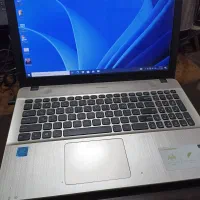 Asus VivoBook Pentium Gold 4Core