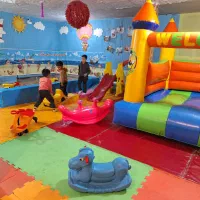 استخدام مربی کودک خانم در خانه بازی کودک