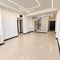 ۹۰متر فول ۲خواب / ویودار،بالکن بزرگ /پارکینگ‌سندی