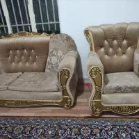 مبل راحتی همراه عسلی