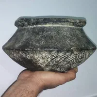 دیگچه سنگی لعابدار بسیارقدیمی وکلکسیونی وباارزش