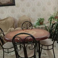 میز غذاخوری با صندلی