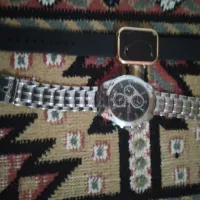 ساعت دوتا ساعت