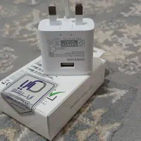 کله گی شارژر اورجینال ومقداری لوازم جانبی