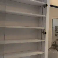 استند استفاده نشده|آرایشگاه و سالنهای زیبایی|اصفهان, باغ زیار|دیوار