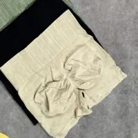 ۳عدد شورتک و یک عدد لگ ورزشی|لباس|تهران, امیریه|دیوار