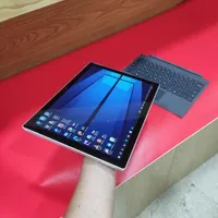 سرفیسPro4 corei7 رم۸/هارد256ssd