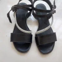 کفش و روسری