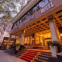 استخدام قناد در هتل اسپیناس بلوار کشاورز