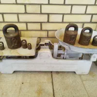 ترازو قدیمی