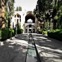 دو-طبقه-تجاری-بر-زیارتی