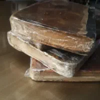 چند کتاب  قدیمی قرآن|کتاب و مجله مذهبی|محمدیه-قزوین, |دیوار