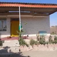 خانه مسکونی همراه با دامداری