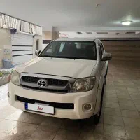 تویوتا هایلوکس