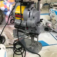 عمود بر|چرخ خیاطی و ریسندگی|تهران, آسمان|دیوار