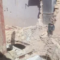 پیکورزنی وتخلیه نخاله ب بیرون حیاط