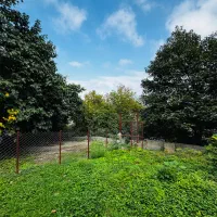 430متر زمین مسکونی با مجوز ساخت دو طبقه