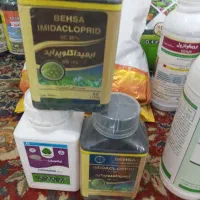 فروش تعداد زیادی سم علف کش و تقویتی حشره کش