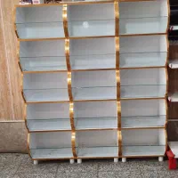 پالت، قفسه،استند،ترازو، پرده نایلونی و میز|فروشگاه و مغازه|اندیشه, اندیشه فاز ۳|دیوار