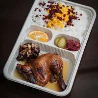 تهیه غذای ققنوس