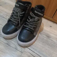 نیم پوت اسپرت سایز ۳۶درحدنو فقط دوبار استفاده شده