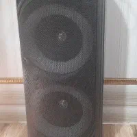 یک عدد دستگاه اسپیکر