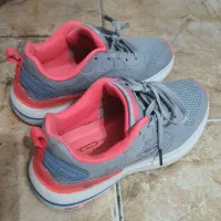 کفش ورزشی اسکیچرز