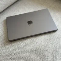 مک بوک پرو ام وان M1 pro