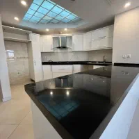 ۱۳۰ متر ۳ خواب در محبوب ترین جای دریاچه چیتگر