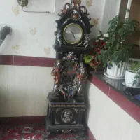 ساعت آب آبشار سالم بی خشی