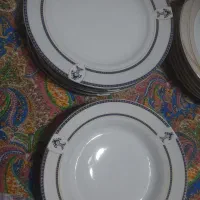 پلوخوری و خورشت خوری