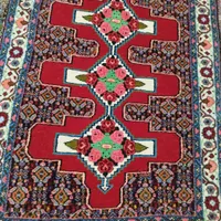کناره فرش زیبا وخوش رنگ