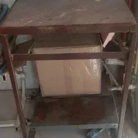 میز آهنی مخصوص قصابی و مرغ فروشی