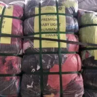 البسه کاپشن قواره دار پوفی کلمبیا  خوش پوشA+×