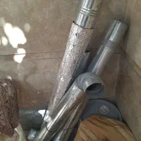 لوله بخاری و زانو...