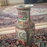گلدان گل مرغی