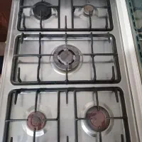 فروش گاز تاکنو.  در حد نو وسالم  و دارای ایتم فر|اجاق گاز و لوازم برقی پخت‌وپز|قرچک, مهدیه|دیوار