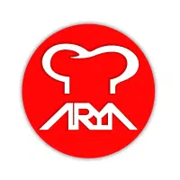 کمک آشپز فست فود جوان آقا