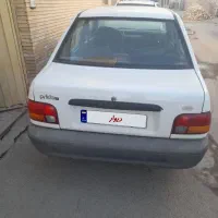 پراید۸۳‌سفیدبدون‌رنگ‌