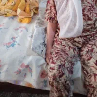 نیازمند پرستار ترک زبان خانم برای سالمندشبانه روزی