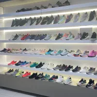 کتونی استوک