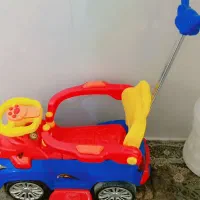 ماشین بازی بچه نو در حد خیلی کم استفاده شده