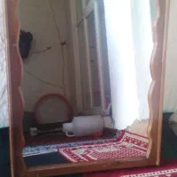 آینه قدی با قاب چوبی