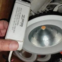 چراغ های سقفی تو کار و پروژکتور