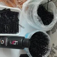 ‌انواع‌گیره‌مو‌برای‌شنیون‌پودر‌و‌شانه‌