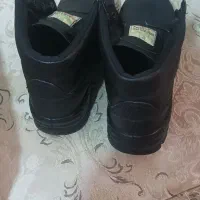کفش کار|کیف، کفش، کمربند|رودان, |دیوار
