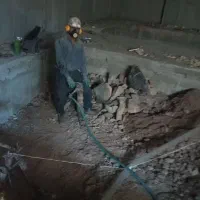 چاه کن و تخریب کار حرفه ای