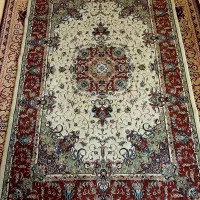 فرش خوش نقش ۴متری
