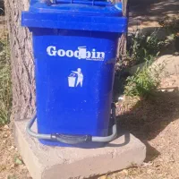 سطل آشغال پدالی